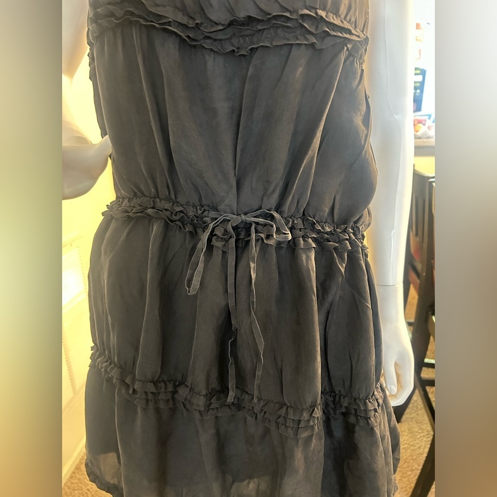 Theory Mini Ruffle Silk
Cami Dress size 4 Black MN
Used - Picture 7 of 8